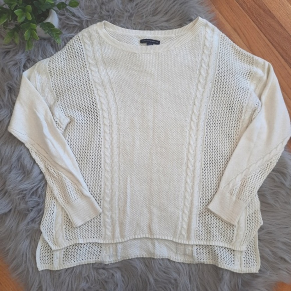 American Eagle Ladies Sweater